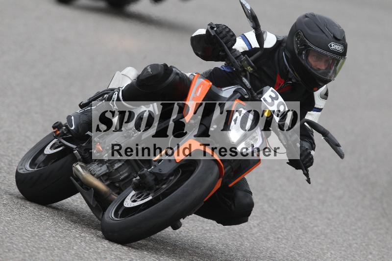 Archiv-2025/10 23.04.2025 Cornu Master School ADR/rot-rouge/39